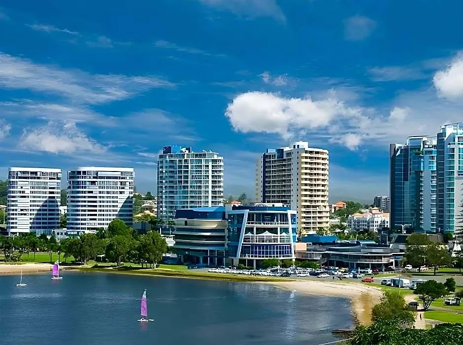 Bombora Resort - Coolangatta-1